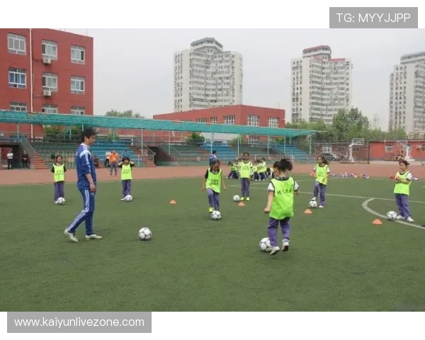 伊普斯维奇足球俱乐部宣布新赛季战略调整 聚焦青年球员培养与攻守平衡